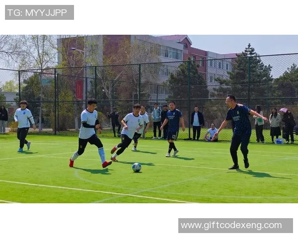 重播足球星视界聚焦绿茵传奇球星再现巅峰时刻燃动激情赛场